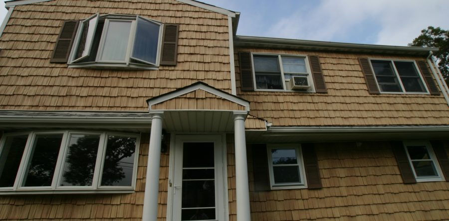 255 W 4th St West Islip, NY